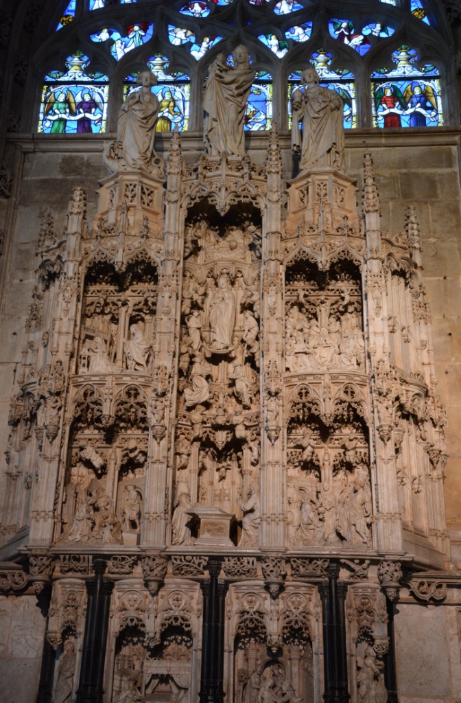 027_le_monastere_royal_de_brou_l_eglise_le_choeur_le_retable