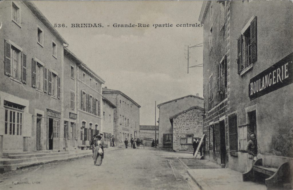 Carte postale - Grande Rue (partie centrale) - Boulangerie
