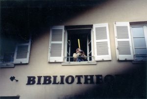 25 septembre 1999 : spectateur à sa fenêtre 25 septembre 1999 : spectateur à sa fenêtre