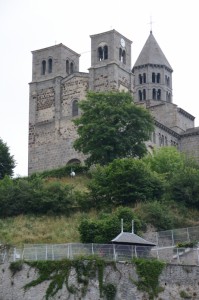 053 - L'église de St. Nectaire  (1)