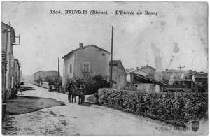 1916_Brindas_Entree_Bourg        